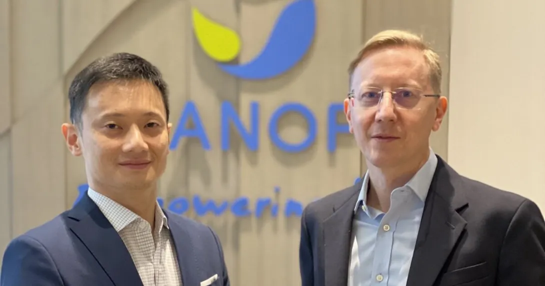 Sanofi Anthony Jones and Health2Sync Ed Deng