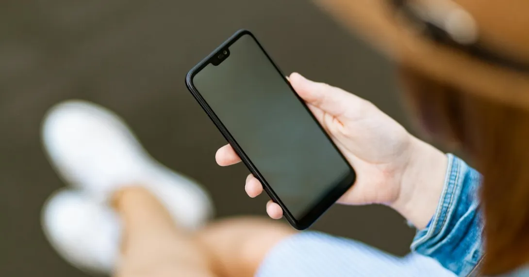Person holding a smartphone