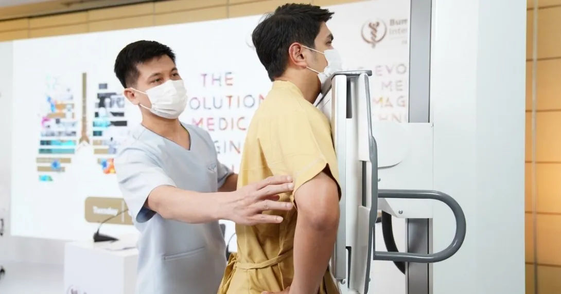 A chest x-ray diagnosis at Bumrungrad International Hospital