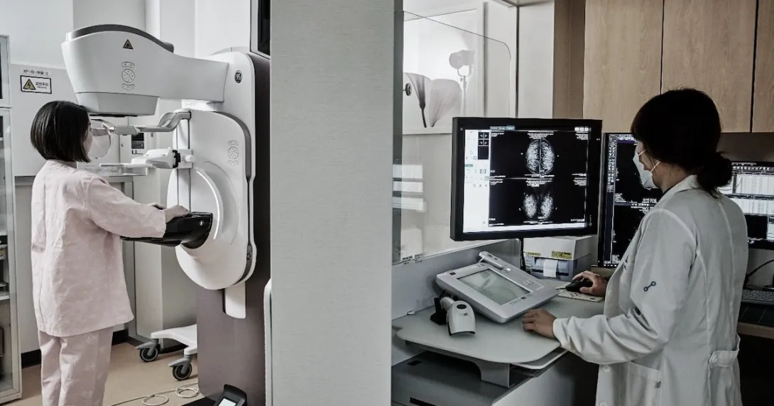 Lunit INSIGHT MMG used in a clinical setting